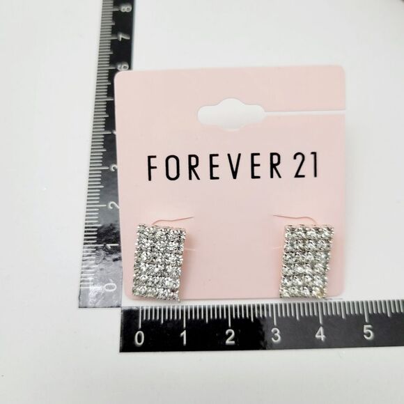 Brand New Forever 21 Silver Bling Rectangle Rhinestone Earrings - Picture 6 of 6